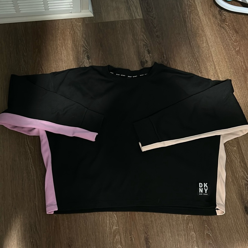 Women’s sweatshirt